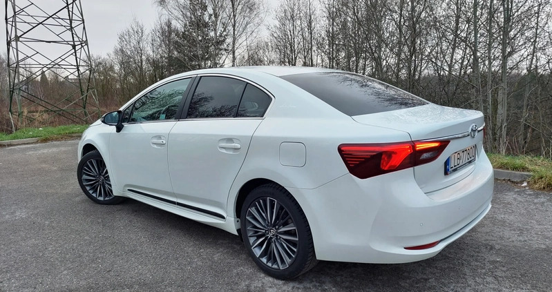 Toyota Avensis cena 82900 przebieg: 54650, rok produkcji 2018 z Lubartów małe 154